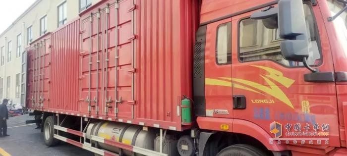 百公里平均氣耗14.92KG，龍?bào)K燃?xì)獯髥螛騻涫苷J(rèn)可