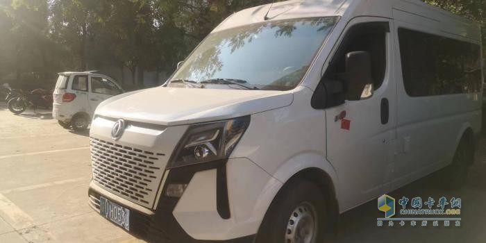 42天跨越4省13城，東風(fēng)御風(fēng)V9+房車帶領(lǐng)趙先生見遠方