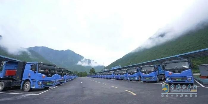 油電同速，200臺(tái)交付！徐工新能源重卡率先進(jìn)入超充時(shí)代