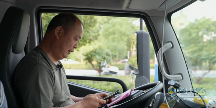 冰河凍氣，極速領(lǐng)鮮：溫向東與零米輕卡冰河冷藏車的突圍路