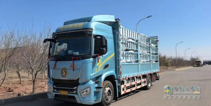 陜汽龍驥H載貨車,貨運(yùn),康明斯B6.2FE發(fā)動機(jī)