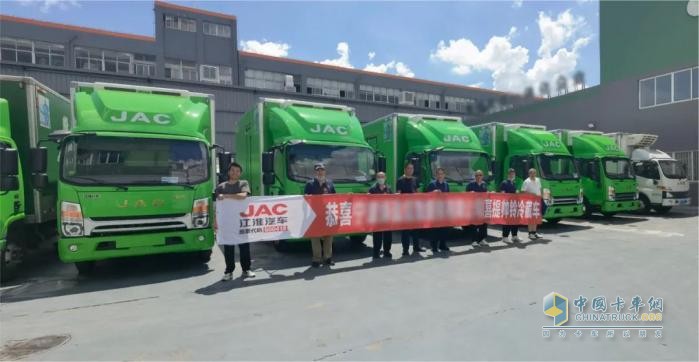 江淮1卡全國交車“熱力答卷”：全場景精準破局，“卡”動各地發(fā)展加速度