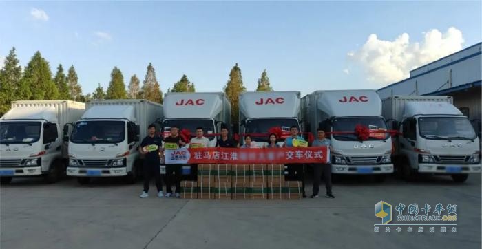 江淮1卡全國交車“熱力答卷”：全場景精準破局，“卡”動各地發(fā)展加速度