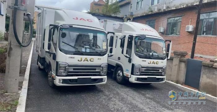 江淮1卡全國交車“熱力答卷”：全場景精準破局，“卡”動各地發(fā)展加速度