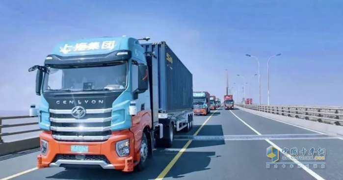 上汽紅巖5G+L4智能重卡亮相2024中國智能電動汽車科技與供應鏈展覽會