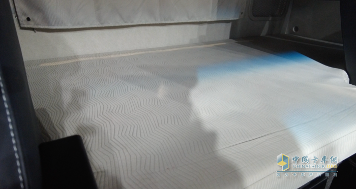 解放青汽全新JH6亮相全球合作伙伴+大會(huì) 都帶來(lái)了哪些升級(jí)？