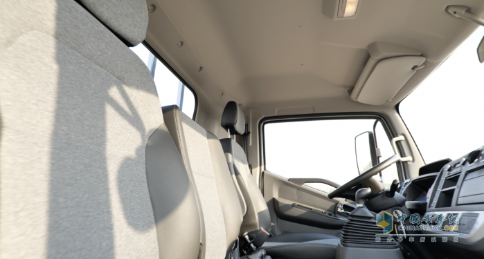 金秋飛龍起，豐收情更濃-東風(fēng)多利卡飛龍閃耀上市，誠意滿滿