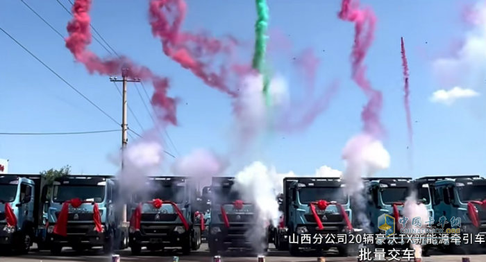 火爆交車(chē) 實(shí)力霸榜！豪沃重卡交付盛況閃耀今夏