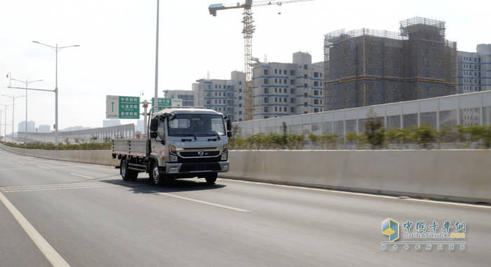 金秋飛龍起，豐收情更濃-東風(fēng)多利卡飛龍閃耀上市，誠意滿滿