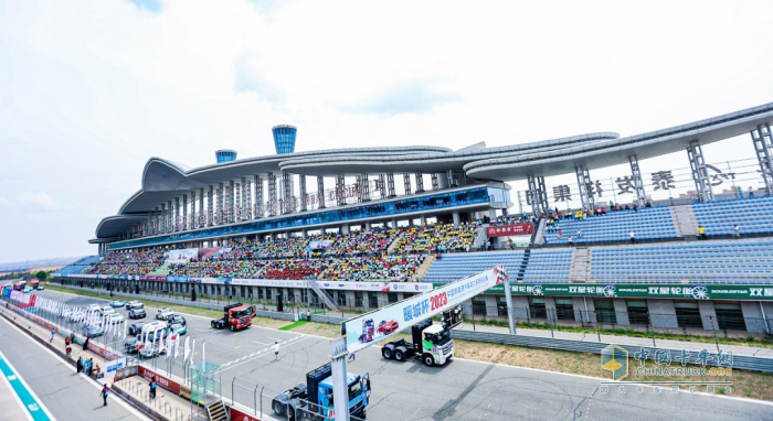 新能源重卡同臺(tái)競(jìng)技，乘龍H5換電牽引一舉奪魁！