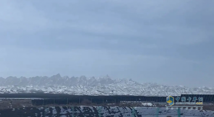 長(zhǎng)久物流(喀什-塔什干)TIR線路順利開(kāi)通