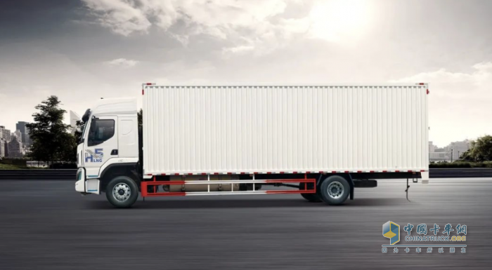 乘龍H5大單橋載貨車，節(jié)氣超賺贏天下