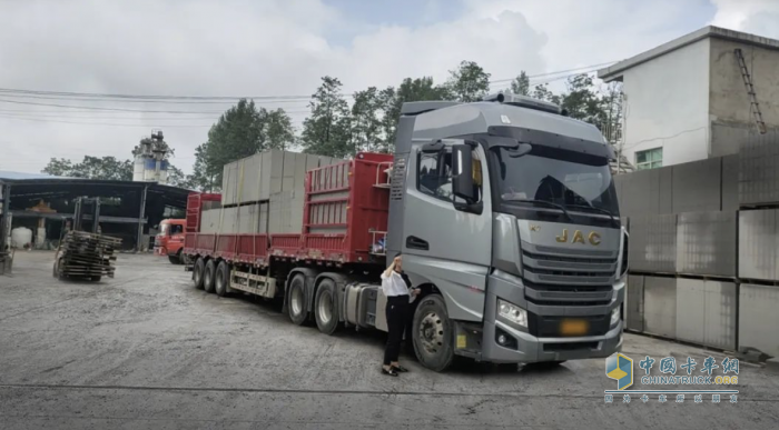 560馬力+液緩，江淮跨越K7助力周老板自由馳騁云貴川！