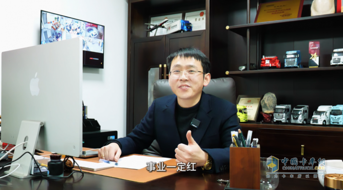 策馬揚(yáng)鞭共奮蹄！乘龍卡車助用戶騰飛