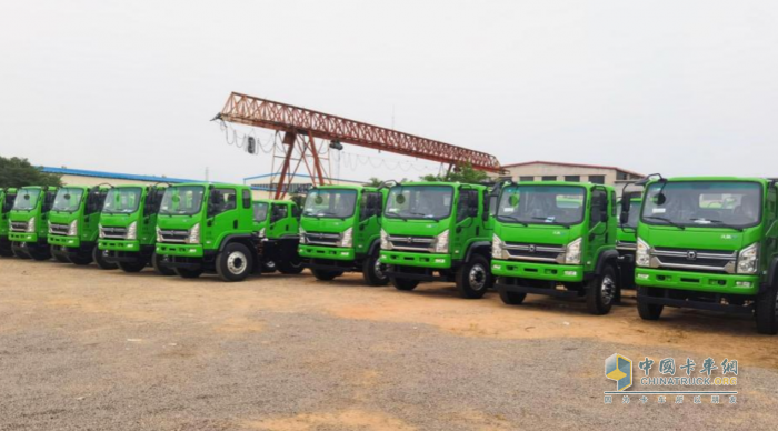 小鋼炮、大動作！百臺徐工新能源五小工程車交付河北