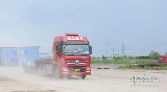 150臺(tái)漢風(fēng)重卡! 徐工汽車開展首期標(biāo)桿客戶走訪活動(dòng)