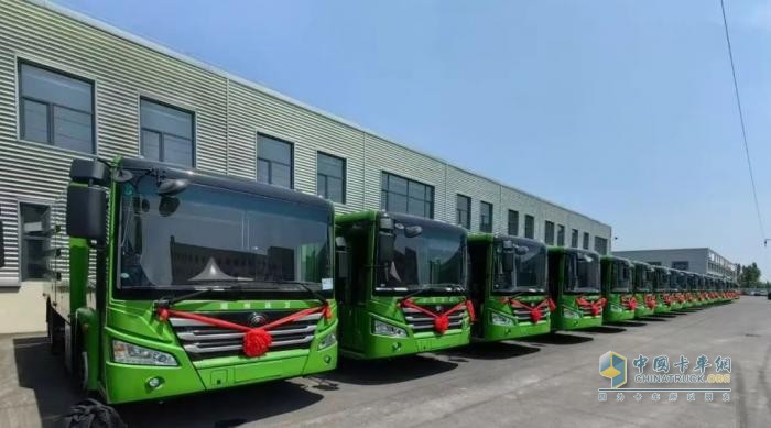 批量交付！宇通新能源環(huán)衛(wèi)車走進(jìn)長(zhǎng)治，以安睿通智賦“山水名城”！