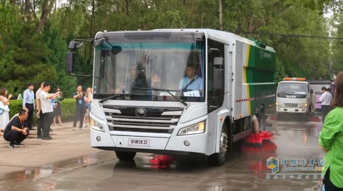 宇通環(huán)衛(wèi)閃耀山西交流會！全場景新能源解決方案助力城鄉(xiāng)綠色發(fā)展！