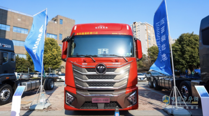 自動擋中重卡只選歐曼！歐曼自動擋中重卡產(chǎn)品安徽上市 一舉斬獲166臺