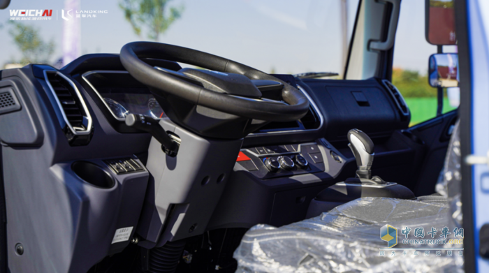 引領變革，見證信賴，濰柴新能源藍擎汽車新品全國上市體驗之旅走進鄭州