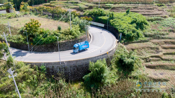 實(shí)力硬剛“神州第一彎”！藍(lán)擎EHPro156度平臺(tái)山區(qū)版72道彎挑戰(zhàn)成績(jī)優(yōu)異