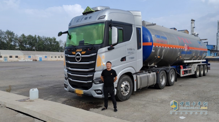 盤錦首臺車用戶使用報(bào)告：北京重卡?；愤\(yùn)輸車安全可靠，誠不欺我！