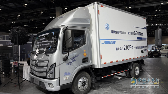 玩轉(zhuǎn)春節(jié)囤貨季 歐航歐馬可實力保障年貨運輸