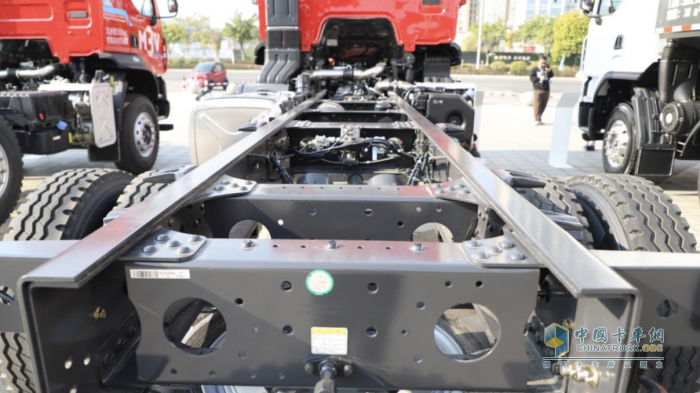 乘龍H5 4×2極限自卸車的踏實感從何而來？ 