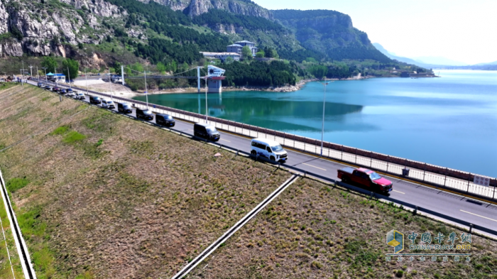 擎動山水，縱情野趣！中國重汽先鋒官V樂活露營節(jié)首站落幕