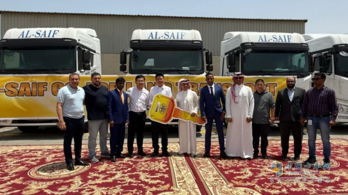 一汽解放：李勝深入沙特市場(chǎng)開(kāi)展專題調(diào)研