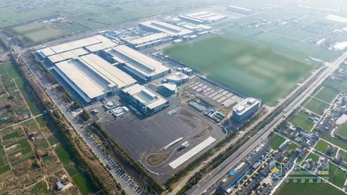 斯堪尼亞閃耀瑞典國(guó)慶日慶典，慶祝中瑞建交75周年