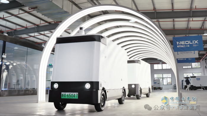 新石器X中通快遞:無人車把成本打下來