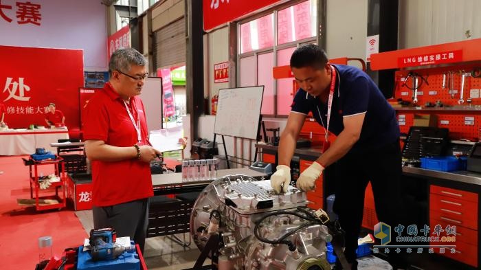 2025年?yáng)|風(fēng)商用車(chē)維修技能大賽首場(chǎng)決賽于山西平遙圓滿(mǎn)收官