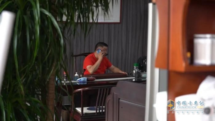 既會(huì)算賬，也會(huì)開(kāi)車(chē)：禹州王總的“電麒麟”生意經(jīng)