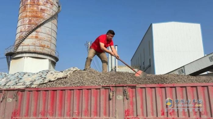 既會(huì)算賬，也會(huì)開(kāi)車(chē)：禹州王總的“電麒麟”生意經(jīng)