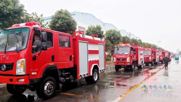 東風(fēng)商用車：著眼三個(gè)“一體化”！看TA們轉(zhuǎn)型“加速跑”