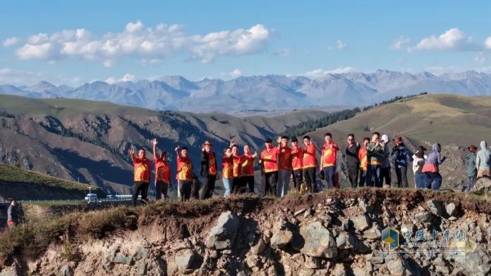 146道發(fā)卡彎、70°陡坡！飛碟汽車巴音布魯克刷新紀(jì)錄，詮釋新能源輕卡硬核實力！