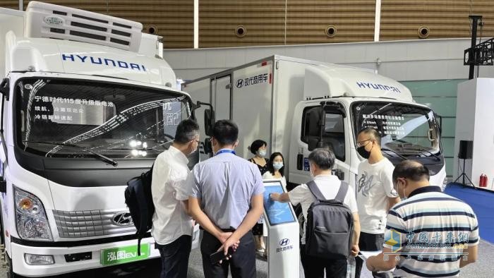 泓圖EV亮劍世界動(dòng)力電池大會(huì)