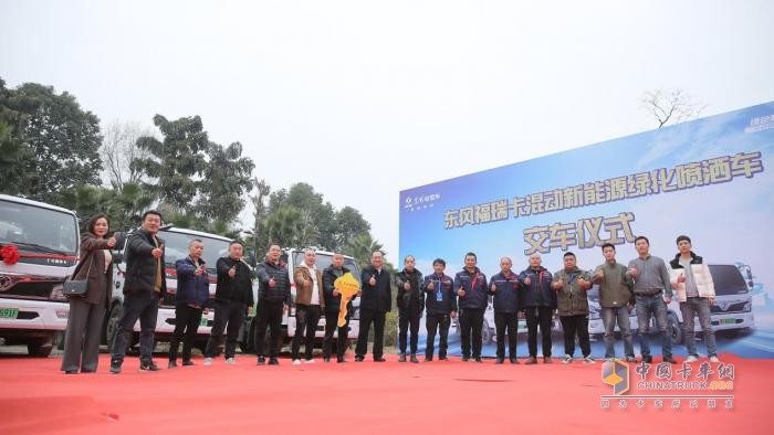 緊跟時(shí)代脈搏，開創(chuàng)全新發(fā)展 東風(fēng)汽車股份新能源產(chǎn)品受歡迎