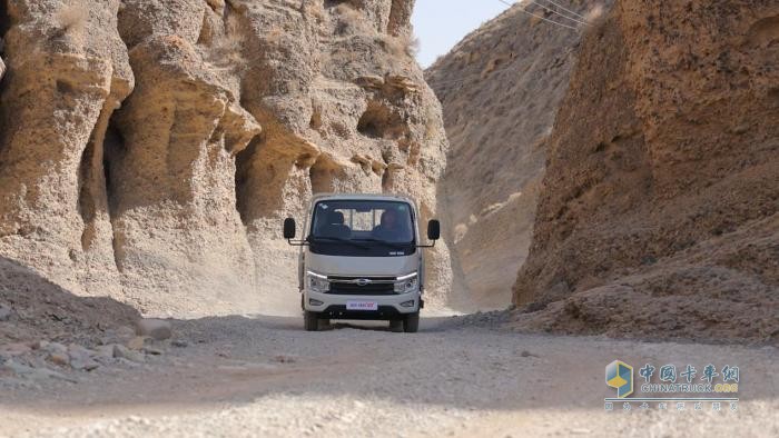 福田領(lǐng)航S1小卡氣體機(jī)“西進(jìn)”張掖，創(chuàng)高效、舒適運(yùn)輸新選擇