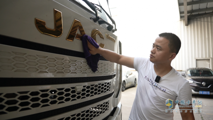 德沃斯T9是我的好兄弟！ 中通快遞劉師傅靠它讓快遞更高效