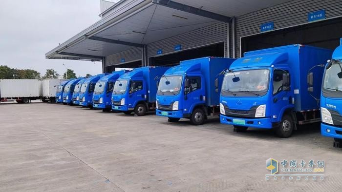 凌師傅：既省錢，還好開，乘龍L2EV-純電輕卡的更優(yōu)選擇