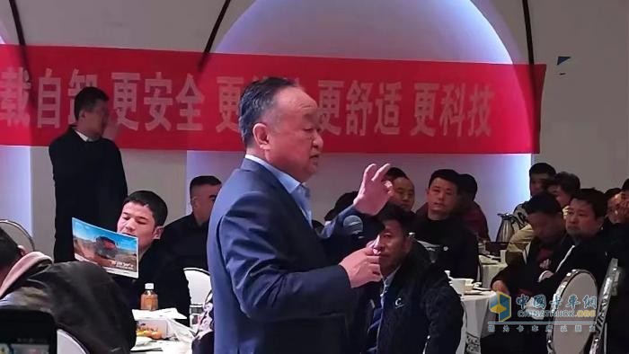 飛碟汽車W系列新品在安徽蒙城上市，輕量化自卸就選飛碟WX7！