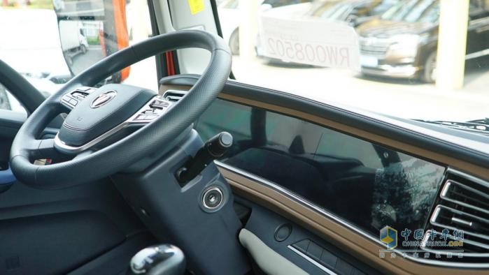 福田圣龍ES5 Pro重載運輸多拉多賺，“硬核”指數(shù)拉滿！