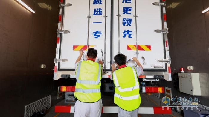 專用車行業(yè)首個(gè)！40℃環(huán)境下F類冷藏車最長(zhǎng)升溫時(shí)間挑戰(zhàn)成績(jī)出爐