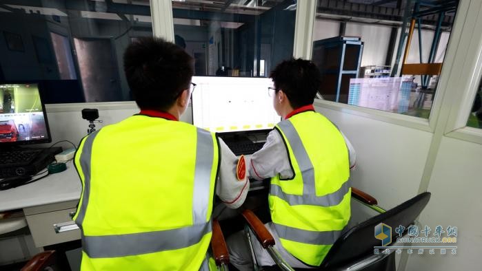 專用車行業(yè)首個(gè)！40℃環(huán)境下F類冷藏車最長(zhǎng)升溫時(shí)間挑戰(zhàn)成績(jī)出爐