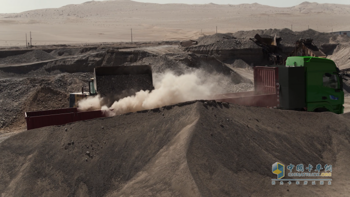 安全無死角，視界全掌控 上汽紅巖360°環(huán)視系統(tǒng)助你一路平安