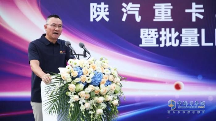 【深度融合 聚力共贏】陜汽與獅橋集團(tuán)&建信金租實(shí)現(xiàn)戰(zhàn)略合作及批量交車