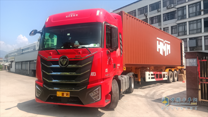 百公里油耗22.7L！歐曼星翼港口車成為胡師傅創(chuàng)富好搭檔 高效“盈”運更省心