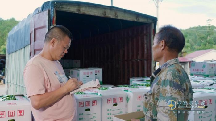 福建南平江師傅：“閩北第一椒”供不應(yīng)求，駿鈴V8跑得快行得穩(wěn)，5年67萬公里像新車